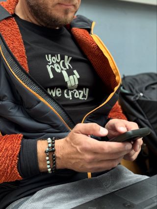 Potkají se pohodlí, barvy, styl a příjemné materiály, kteří spolu sdílí 😎 nadšení pro pohyb a cestování, ale taky běžné...